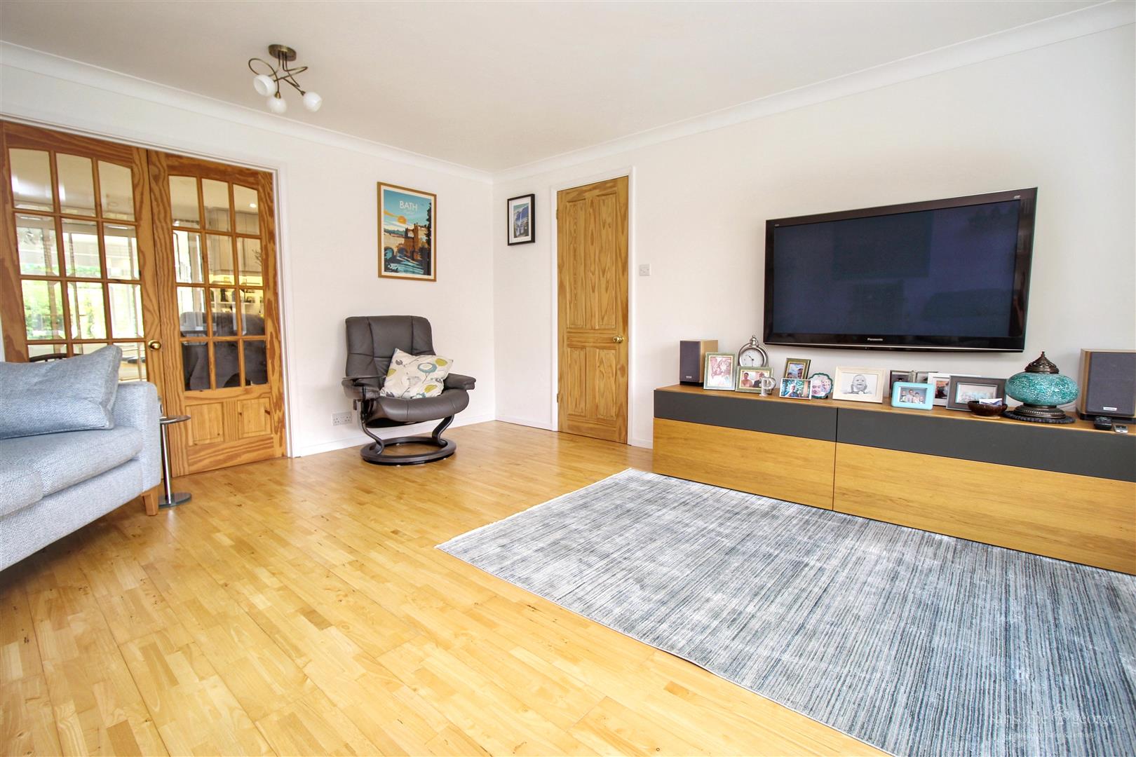 4 bed property in Goodliffe Gardens, Reading